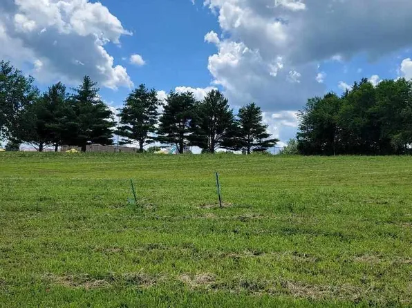 LOT 5 Parkview Dr, Tipton, IA 52772
