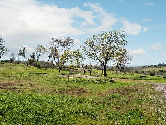 3rd image of 212 Foothill Rd