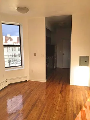 Rented by RC REAL ESTATE OF NEW YORK | media 30