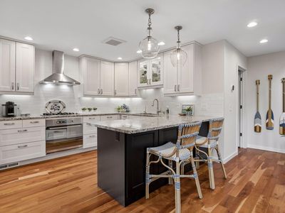 5724 Duncan Ln, Edina, MN, 55436
