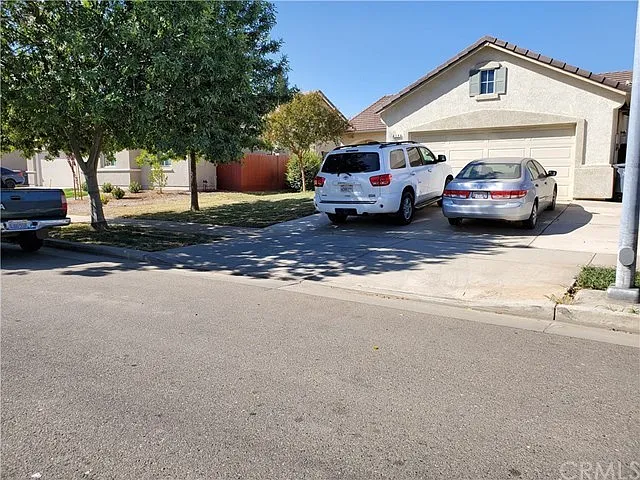 439 Lily Dr photo 1