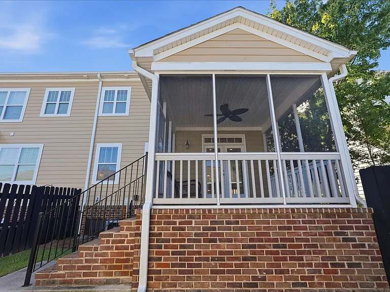 313 Lake View Dr — Photo 36