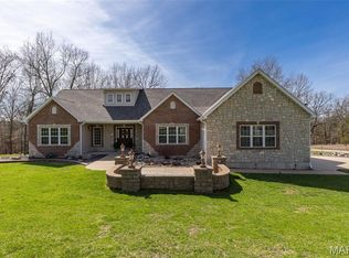 800 Bonhomme Creek Ct, Bonne Terre, MO 63628