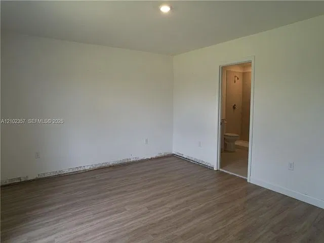 4 bed, 3.0 bath, 2240 sqft, $4,450 — Photo 3