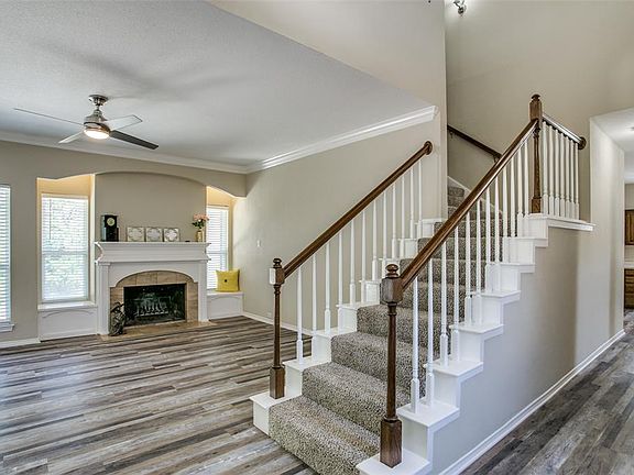 3rd image of 253 Diamond Oaks Dr