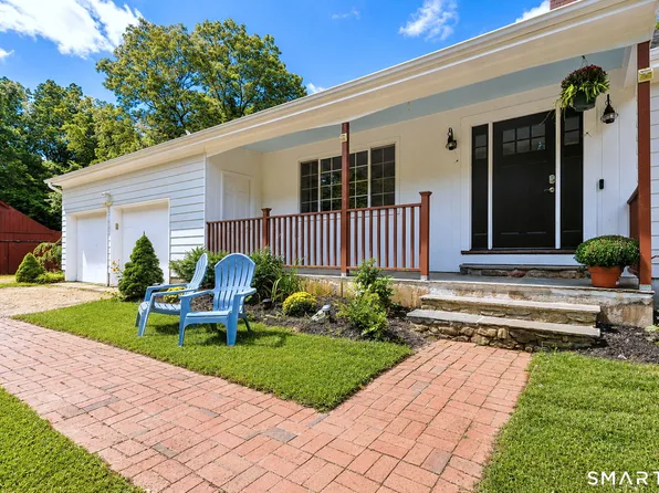 86 Spencer Hill, Clinton, CT 06413