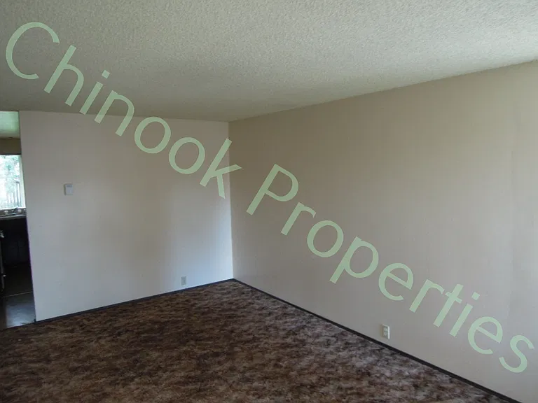 2506 Jeppesen Acres Rd — Photo 3