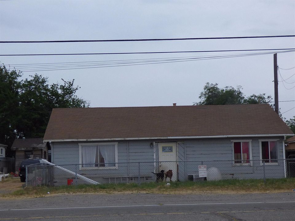 1st image of 2848 W Yosemite Ave