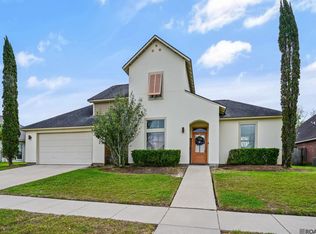 7246 Marshall Bond Dr, Zachary, LA 70791