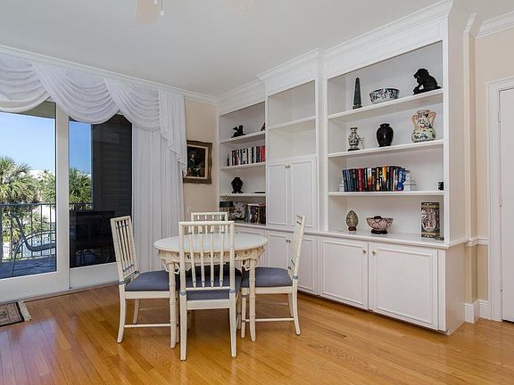 5th image of 2210 Southwinds Blvd APT 220