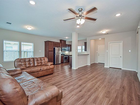 3rd image of 417 Road 5102 #L