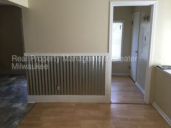 2nd image of 228 Margaret St