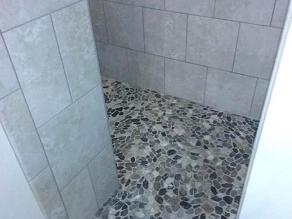 4th image of 322 W Alene Dr