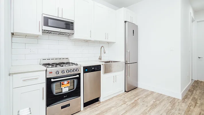 Rented by Nooklyn NYC LLC | media 6