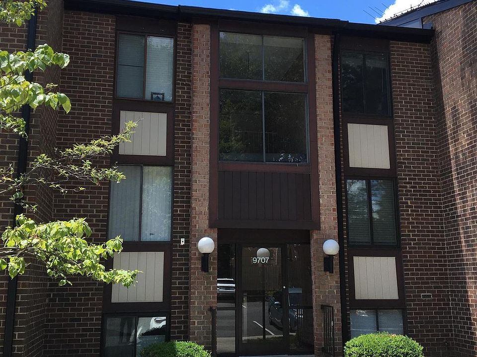 1st image of 9707 Kings Crown Ct APT 1