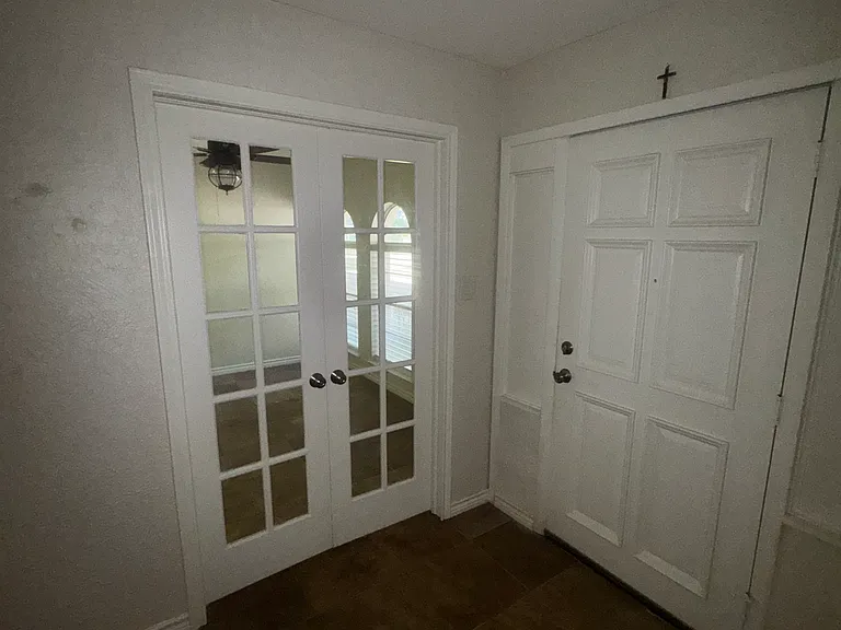 613 Overland Trl — Photo 9