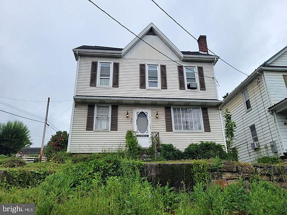 4th image of 50 S Mann Ave