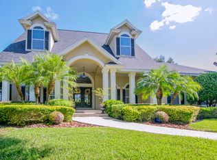 5204 Culasaja Cir, Valrico, FL 33596