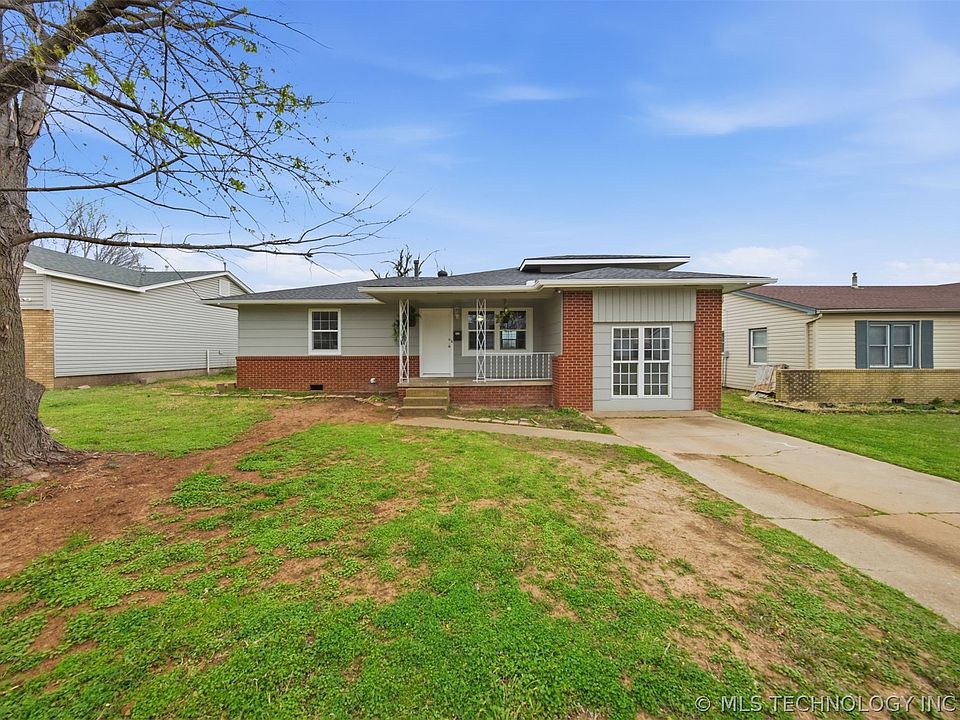 1st image of 1441 E Cherry St