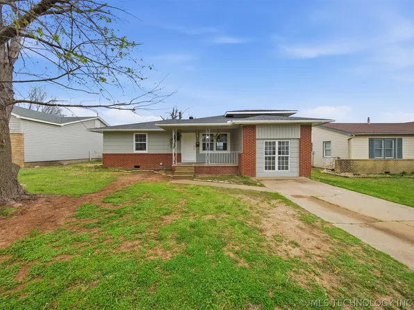 1441 E Cherry St, Cushing, OK 74023