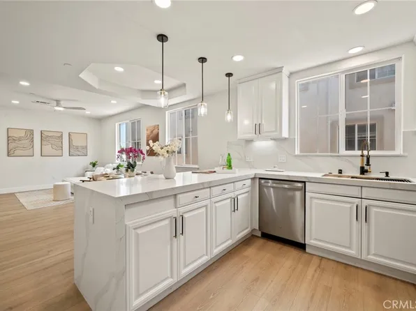 634 Meyer Ln Unit D, Redondo Beach, CA 90278