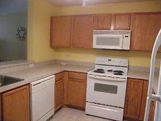 4th image of 403 Silverstone Dr