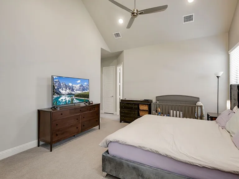 6842 Gavin Dr — Photo 19