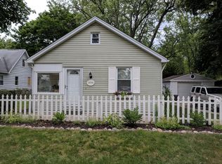 3190 Harrison Ave, Rochester Hills, MI 48307