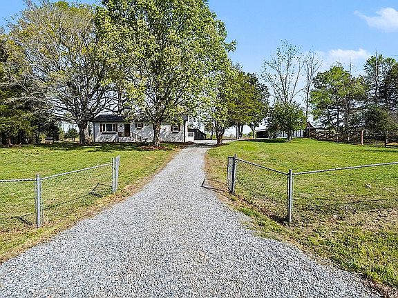 2nd image of 4970 Covered Bridge Rd
