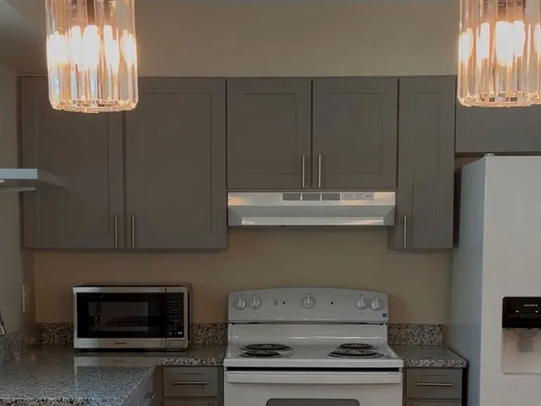 1109 W Plymouth St — Photo 18