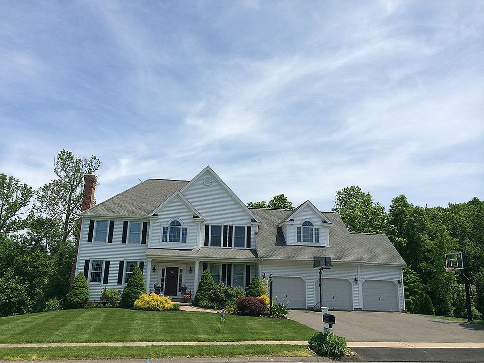 1st image of 18 Ramblewood Dr