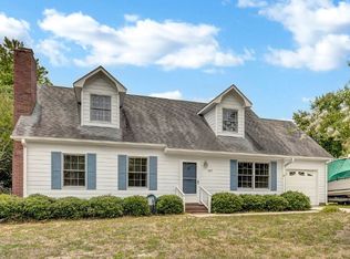 917 Arnold Rd, Wilmington, NC 28412