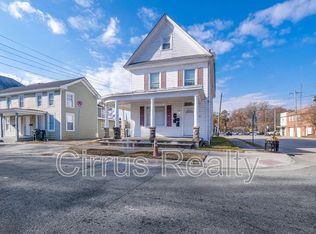 133 North St #B, Suffolk, VA 23434