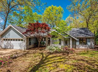 4 Lambourn Dr, Bella Vista, AR 72714