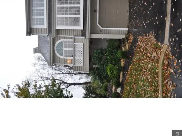 30 Cabot Ct, Chesterbrook, PA 19087