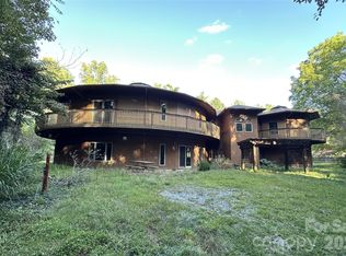 2905 Kanuga Rd, Hendersonville, NC 28739