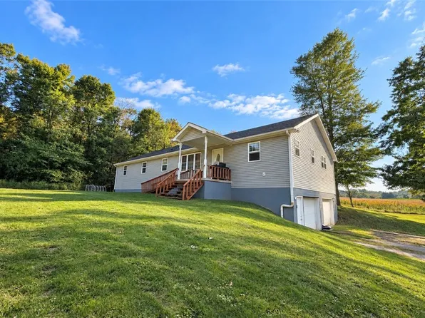 4153 State Route 18, Wampum, PA 16157