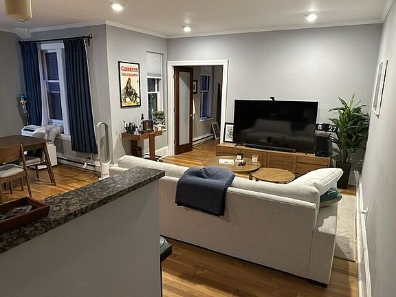 5th image of 431 Shawmut Ave APT 6