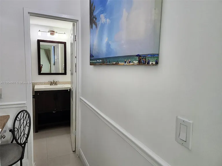 3505 S Ocean Dr #707 — Photo 19