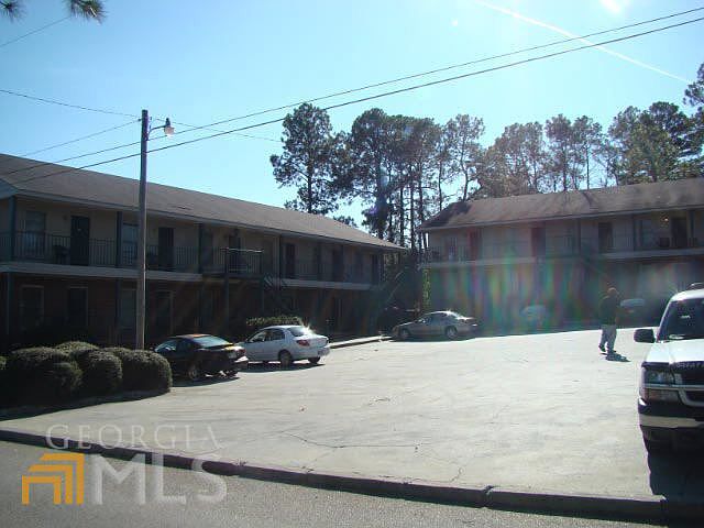1st image of 232 Lanier Dr #15
