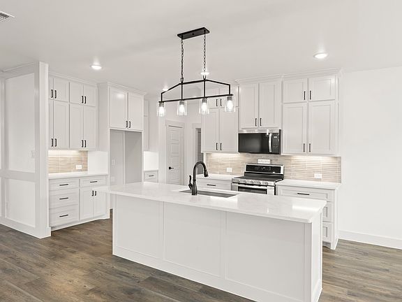 2nd image of 2520 Honor Ct