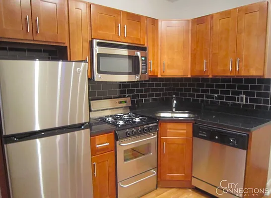 Rented by City Connections Realty | media 21