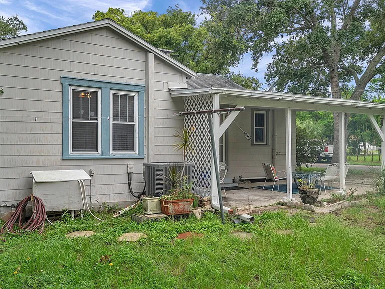 2502 York St S — Photo 16