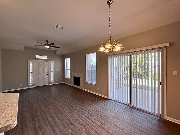 3rd image of 1503 Cedar Park Dr #A