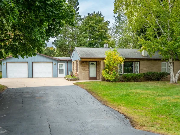 2427 Barbara Ave, Appleton, WI 54915