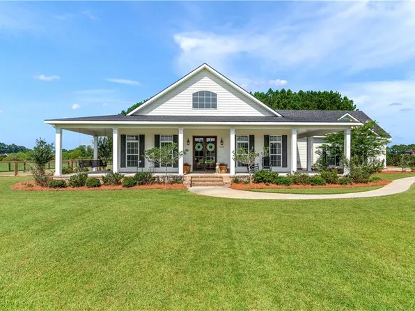 1509 Plantation Cir, Blackshear, GA 31516