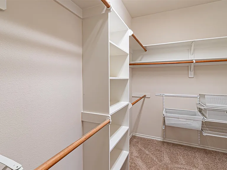 17911 Serene Shore Dr — Photo 34