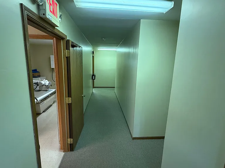 1024 E Commercial Ave — Photo 18