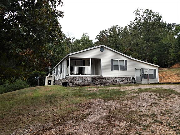 3rd image of 165 C E Jones Dr