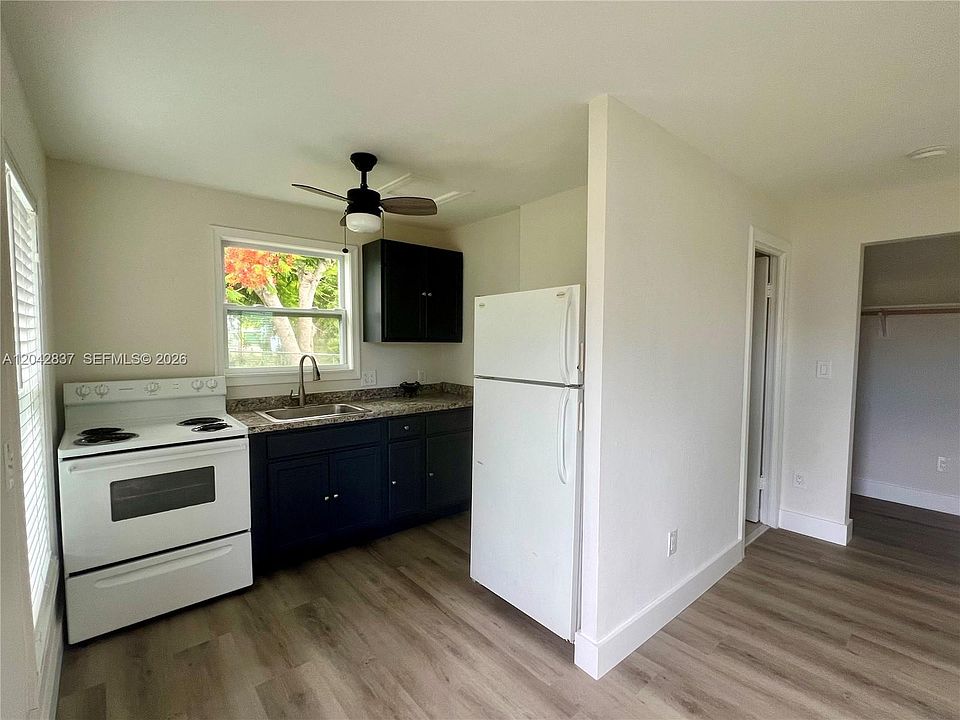 1st image of 161 NW 6th St #2